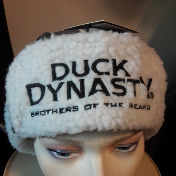 DUCK DYNASTY Beards are Back Tshirt and Camo Trapper Hat Brothers of the Beard - Picture 3 of 16